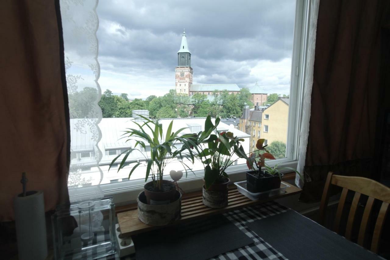 Cozy Apartment Near Turku Cathedral Church Exterior photo